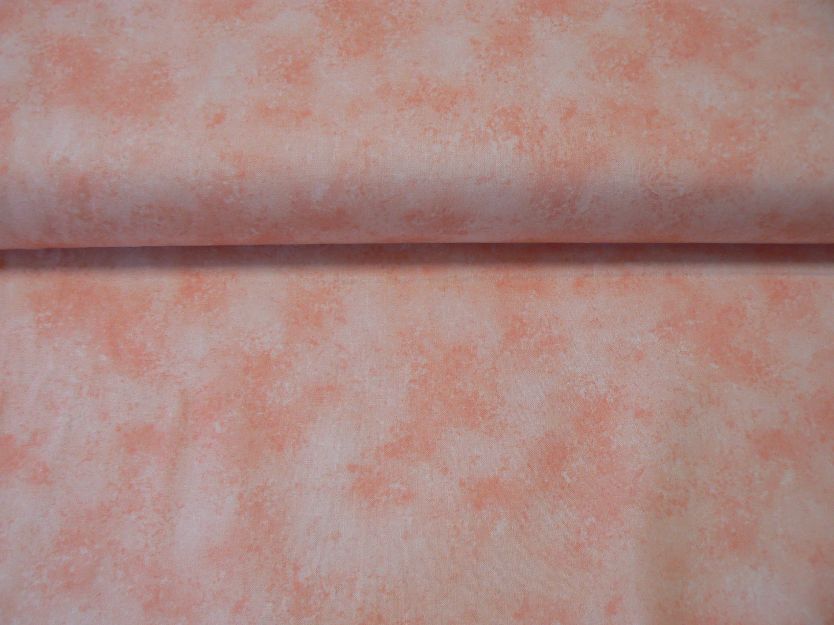 Mramor světlý meruňkový