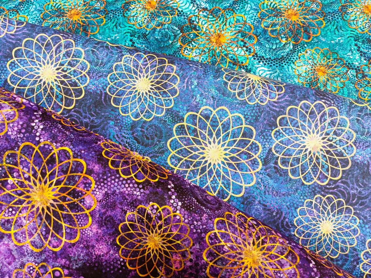 Béžové mandaly na modré