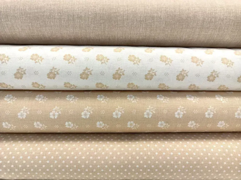 Puntíček na béžové