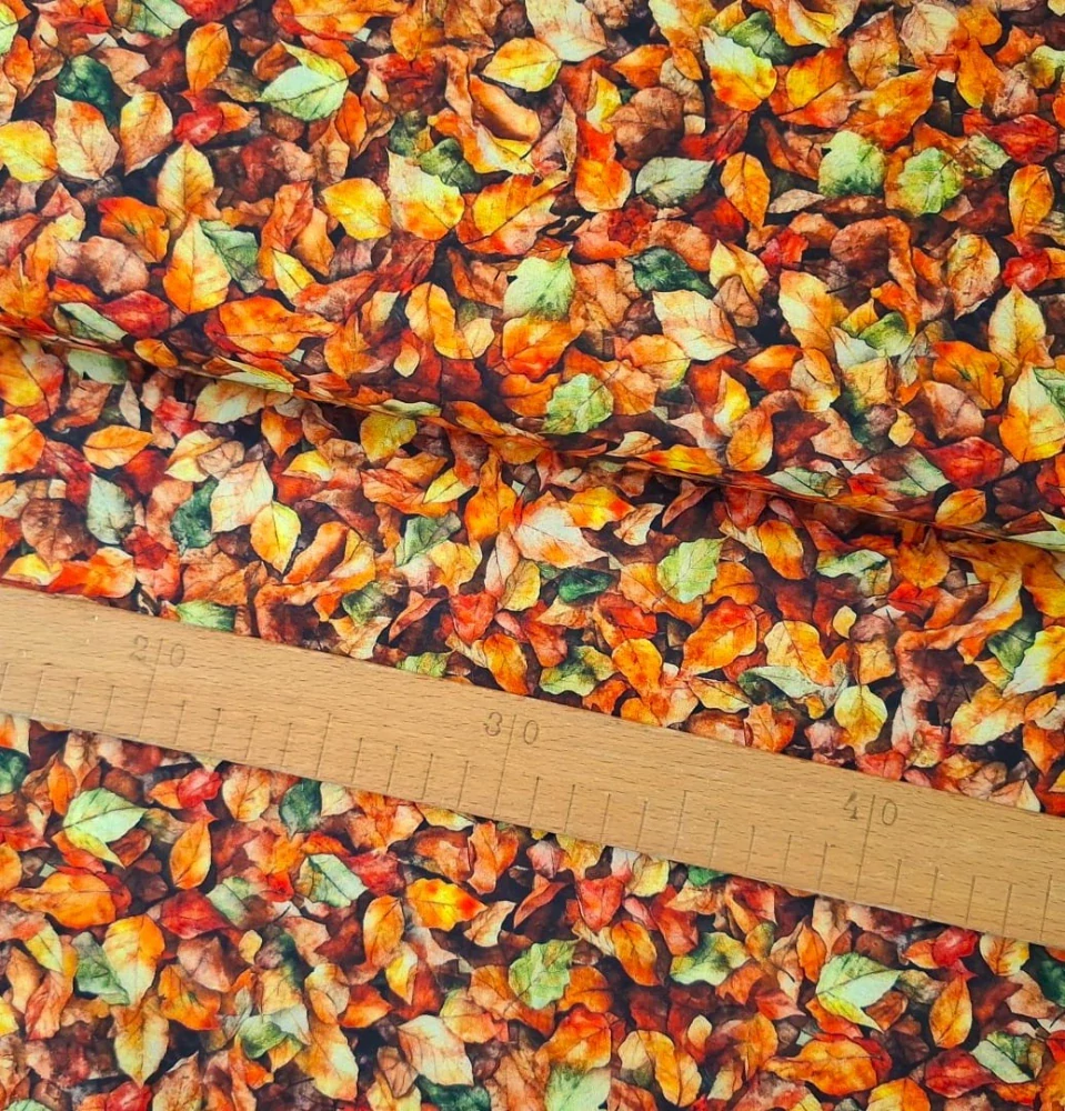 Listy žluto-hnědé