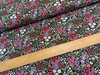 Popelín - Květinky na černé